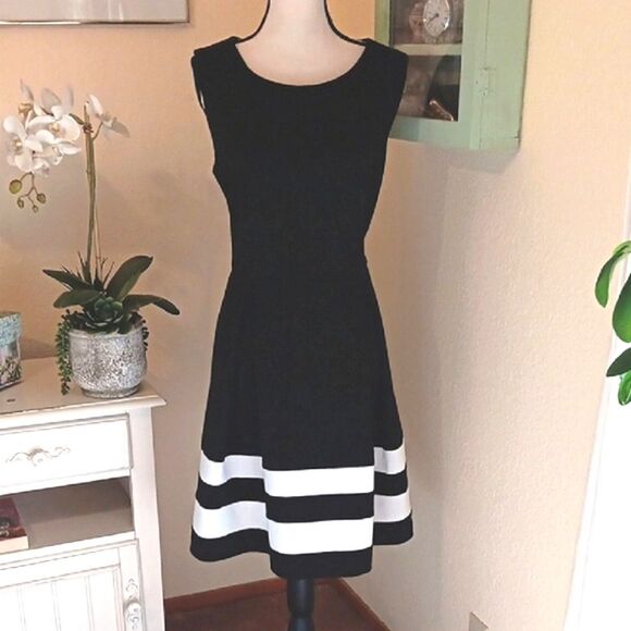 Calvin Klein Black and White A-Line Midi Dress - Picture 2 of 16